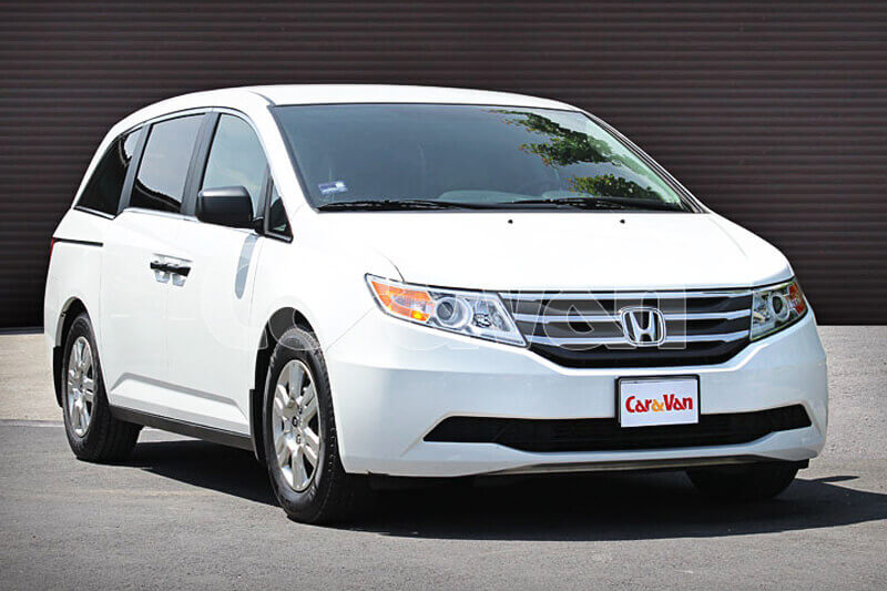 Caravan car rent